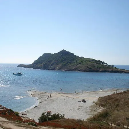 With Shared Pool And 200 M From The Beach, Sainte-maxime * La Nartelle