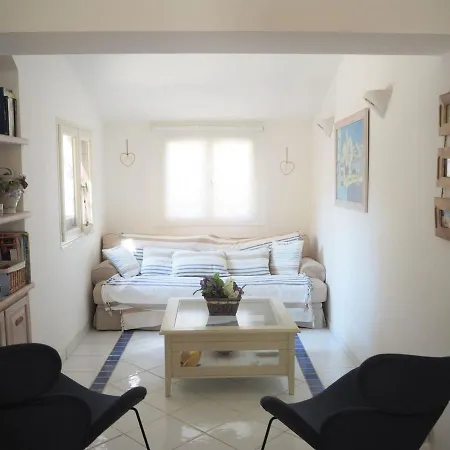 Ferienhaus With Shared Pool And 200 M From The Beach, Sainte-maxime *